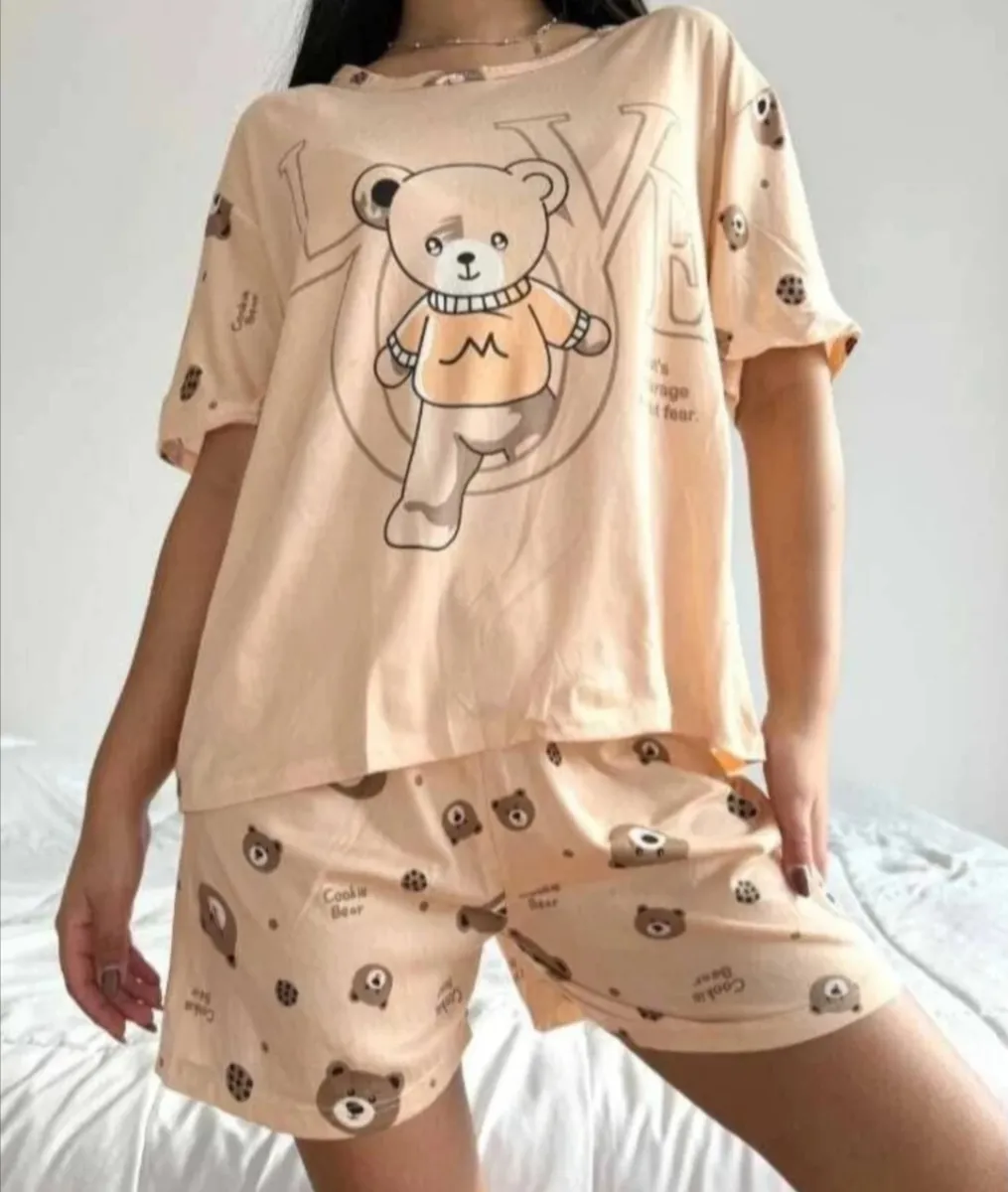 Pijama short y blusa